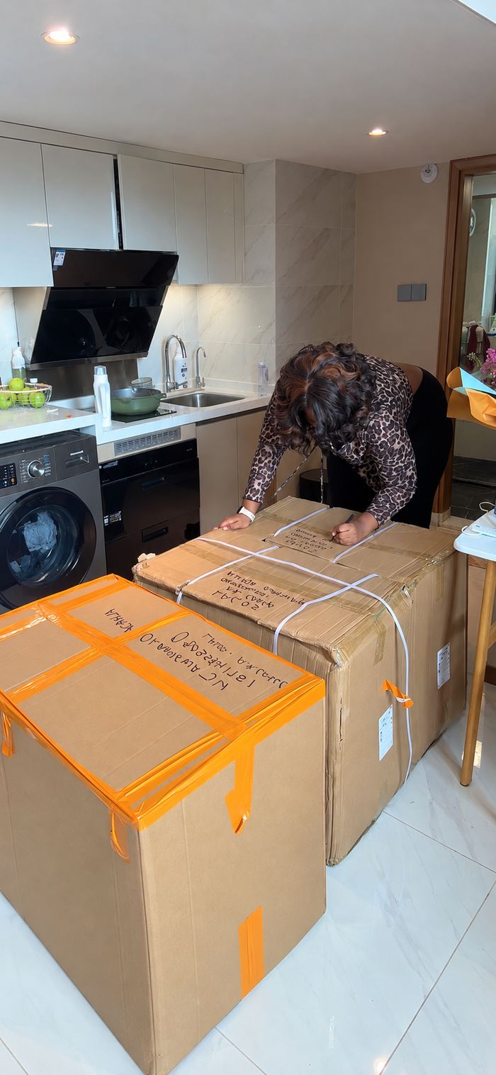 Labelling client cartons